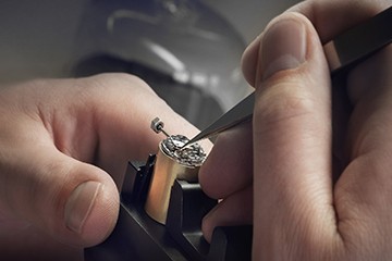 佛山百达翡丽手表有水珠维修