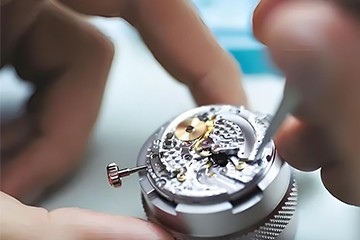 佛山百达翡丽手表售后保养服务